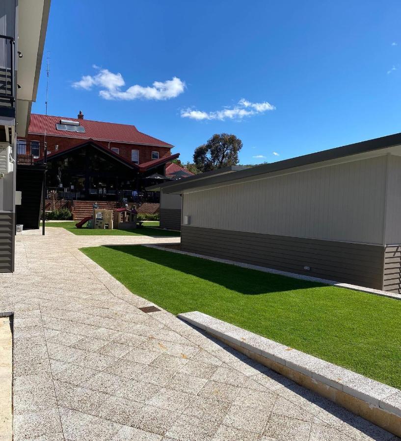 Victoria Hotel Toodyay Екстериор снимка