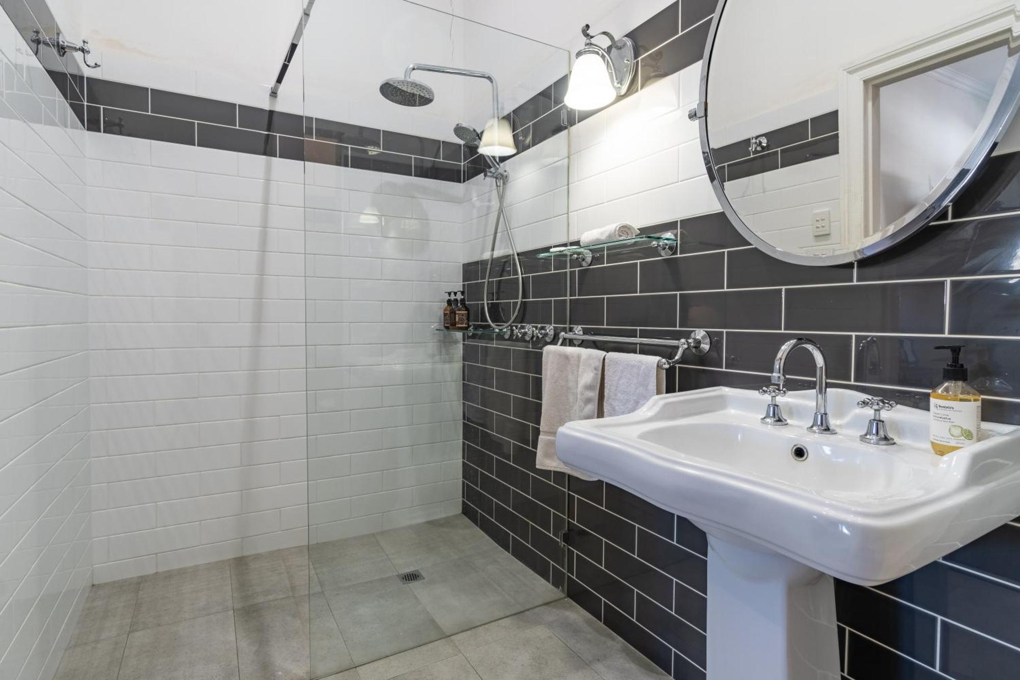 Victoria Hotel Toodyay Екстериор снимка