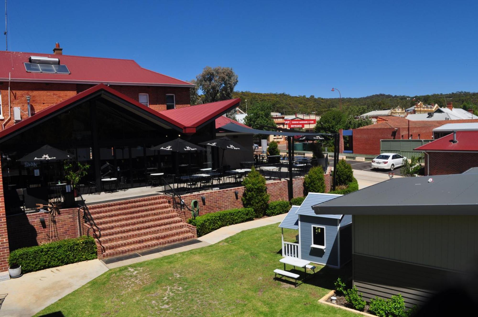 Victoria Hotel Toodyay Екстериор снимка